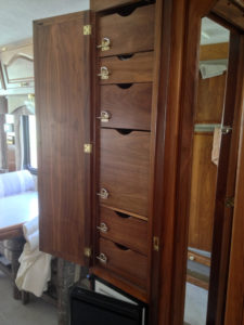 Custom-Pantry